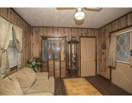 372 Norman St, Fall River, MA 02721 photo 4