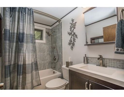 372 Norman St, Fall River, MA 02721 photo 16
