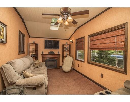 372 Norman St, Fall River, MA 02721 photo 6