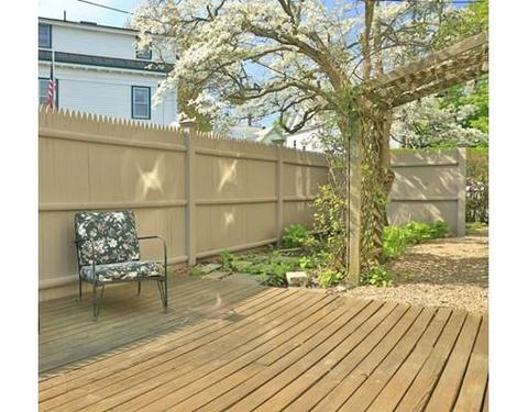 24 Highland St, Gloucester, MA 01930 photo 5