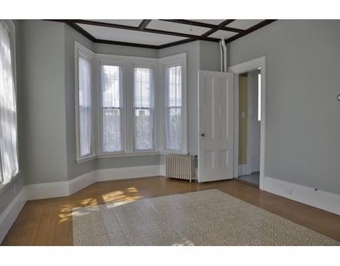 24 Highland St, Gloucester, MA 01930 photo 8