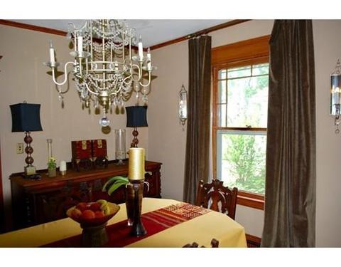 76 Pineywoods Ave, Springfield, MA 01108 photo 8