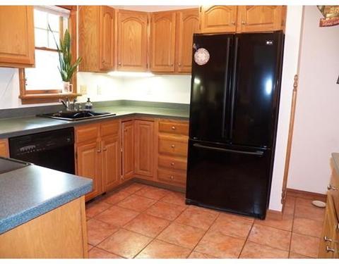 481 Pomfret St, Brooklyn, CT 06234 photo 8