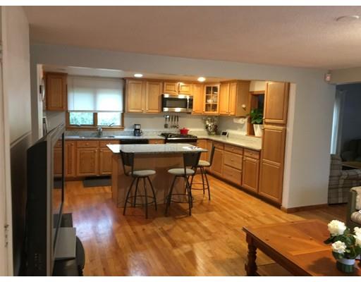12 Wayne St, Lawrence, MA 01841 photo 5