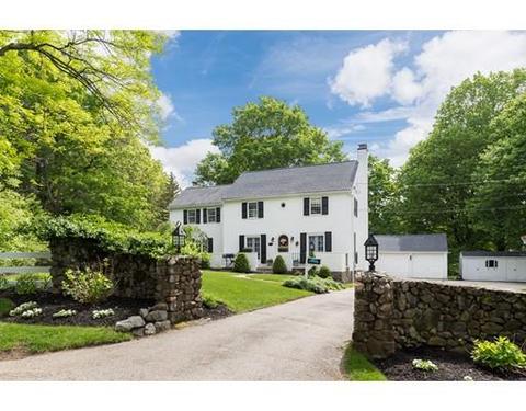 68 Cross St, Hingham, MA 02043 photo 1