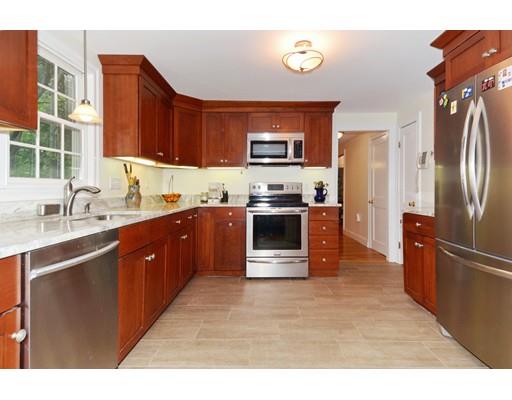 35 Tennyson Rd, Reading, MA 01867 photo 14
