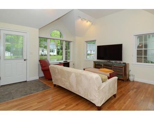 35 Tennyson Rd, Reading, MA 01867 photo 18