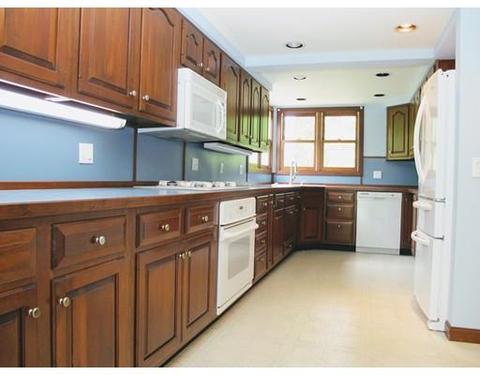 54 Ryan Rd, Florence, MA 01062 photo 7