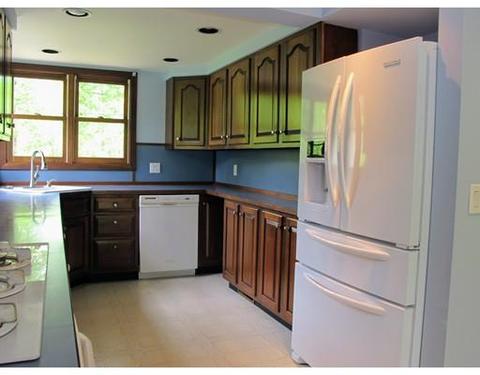 54 Ryan Rd, Florence, MA 01062 photo 9