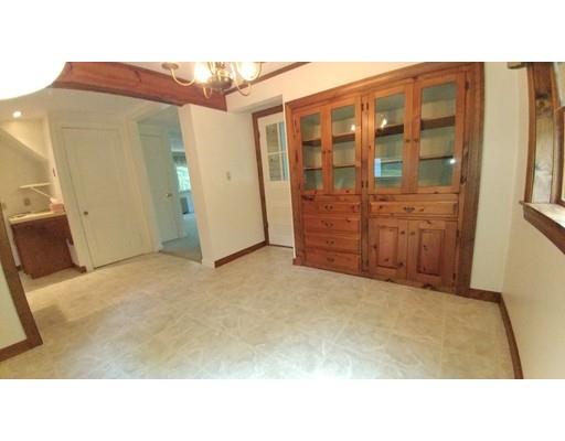36 Dunbar Rd, Reading, MA 01867 photo 12