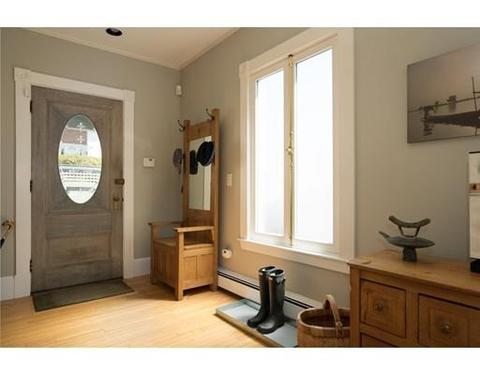 28 Standish Ave, Hull, MA 02045 photo 4