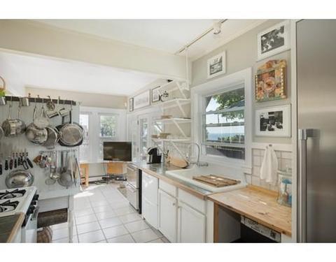 28 Standish Ave, Hull, MA 02045 photo 6