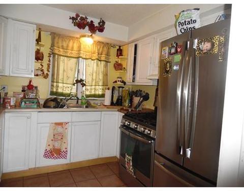 647 Birch St, Fall River, MA 02724 photo 5