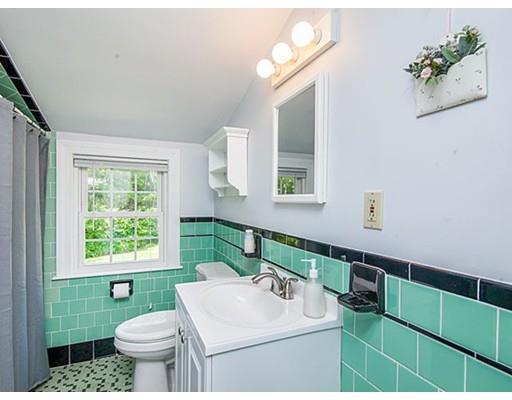 49 Myrtle Ave, Wakefield, MA 01880 photo 15