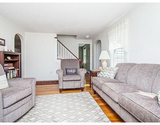 49 Myrtle Ave, Wakefield, MA 01880 photo 13