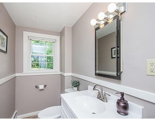 49 Myrtle Ave, Wakefield, MA 01880 photo 14