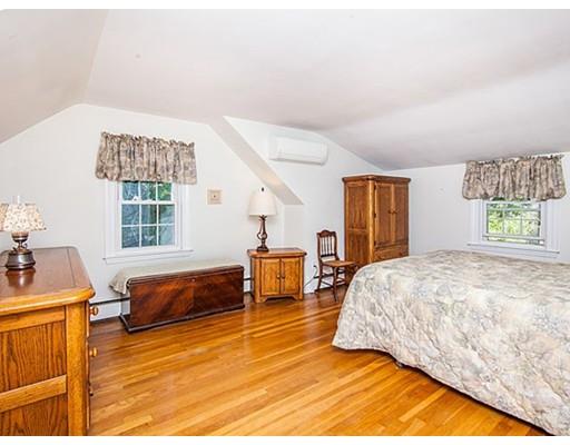 49 Myrtle Ave, Wakefield, MA 01880 photo 17