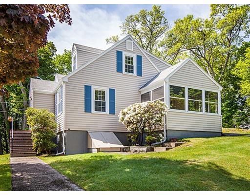 49 Myrtle Ave, Wakefield, MA 01880 photo 3