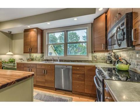 36 Thorndike St, Beverly, MA 01915 photo 12