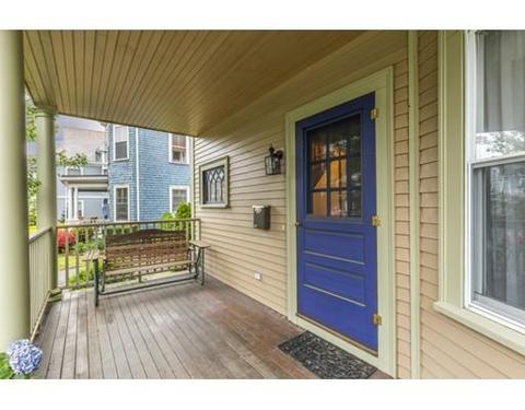 36 Thorndike St, Beverly, MA 01915 photo 3
