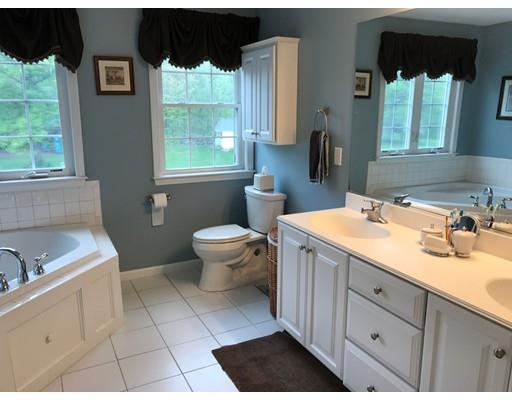 31 Paddock Dr, Plainville, MA 02762 photo 9