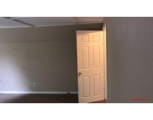 8 Hillside Ave, Webster, MA 01570 photo 12