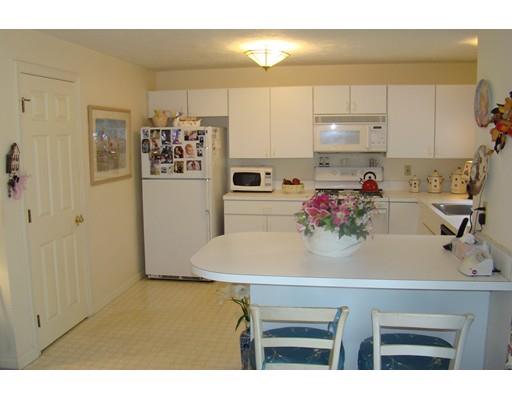 1 Dickenson Ct #E, Pocasset, MA 02559 photo 5