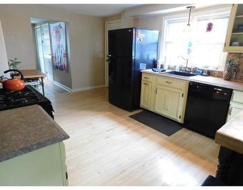1337 Sumner Ave, Springfield, MA 01118 photo 13