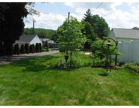 1337 Sumner Ave, Springfield, MA 01118 photo 6