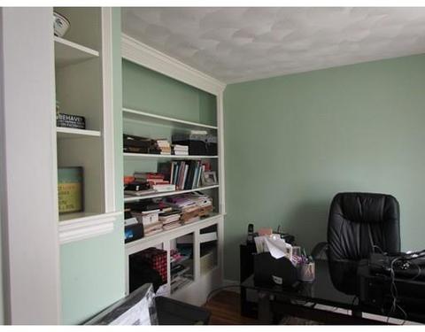333 Arcadia Blvd, Springfield, MA 01118 photo 12