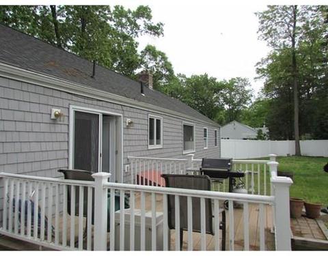 333 Arcadia Blvd, Springfield, MA 01118 photo 16