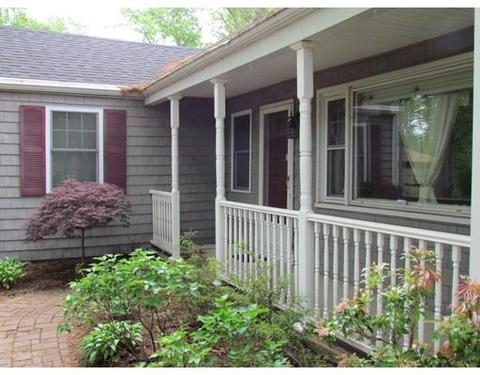 333 Arcadia Blvd, Springfield, MA 01118 photo 2