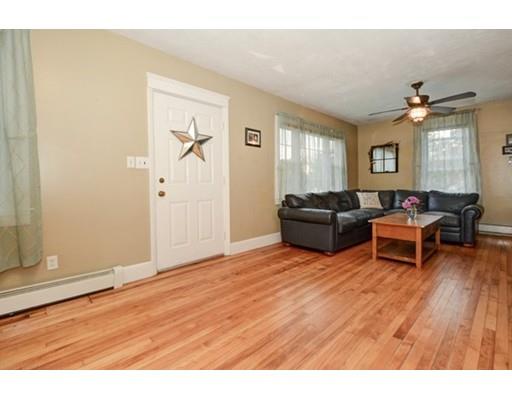 28 Drexel St, Worcester, MA 01602 photo 11