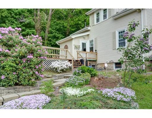 28 Drexel St, Worcester, MA 01602 photo 2