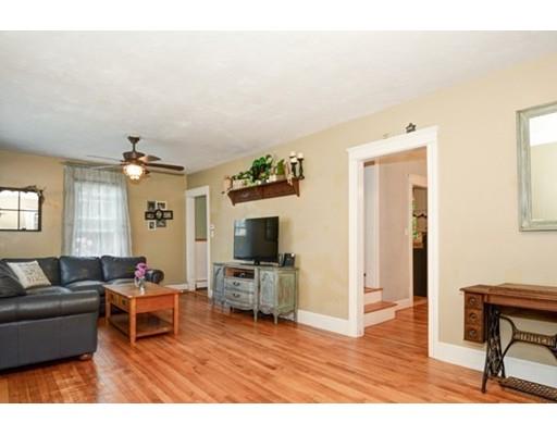 28 Drexel St, Worcester, MA 01602 photo 12