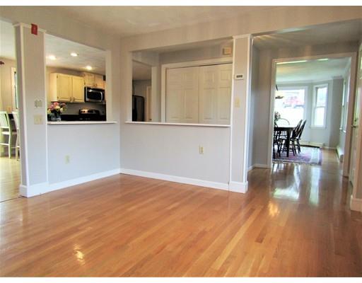 31 Florence Cir, Upton, MA 01568 photo 9