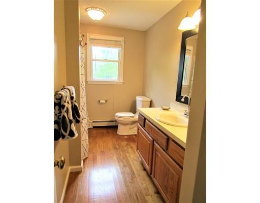 31 Florence Cir, Upton, MA 01568 photo 18