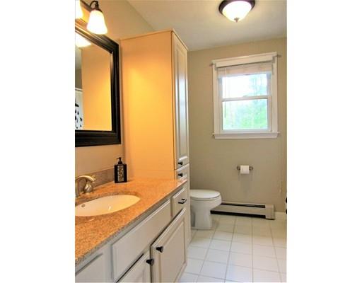 31 Florence Cir, Upton, MA 01568 photo 21