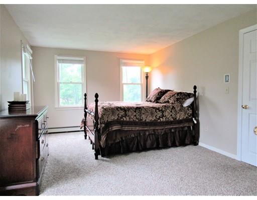 31 Florence Cir, Upton, MA 01568 photo 20