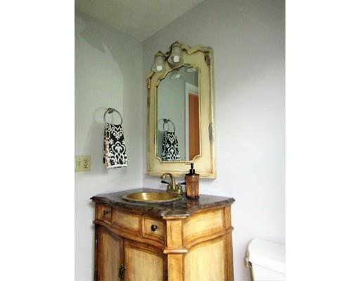 31 Florence Cir, Upton, MA 01568 photo 13