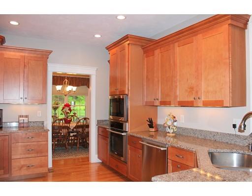192 W River St, Upton, MA 01568 photo 7