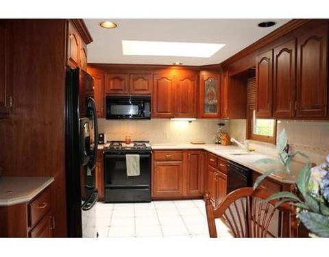 89 Calley St, Springfield, MA 01129 photo 6