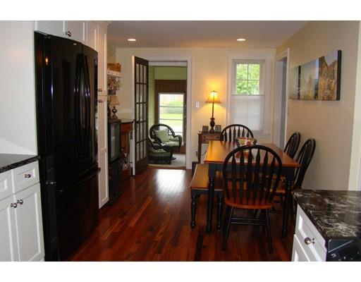 22 Wescroft Rd, Reading, MA 01867 photo 6