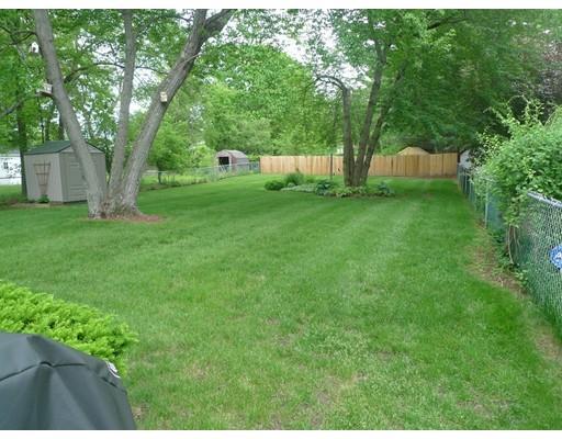 221 Senator St, Springfield, MA 01129 photo 6