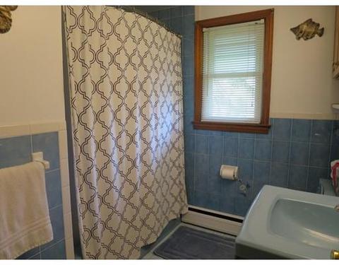 11 Dunbar St, Springfield, MA 01118 photo 16