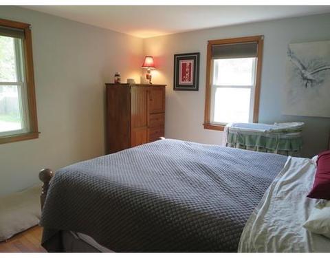 11 Dunbar St, Springfield, MA 01118 photo 15