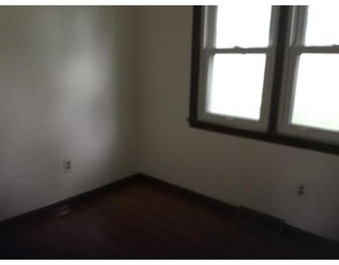 45 Leatherleaf Dr, Springfield, MA 01109 photo 8