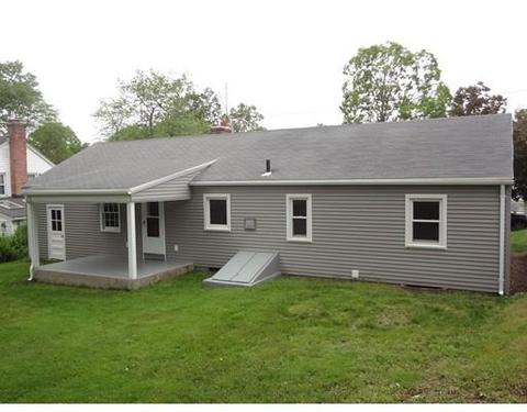 27 Bennington St, Springfield, MA 01108 photo 19