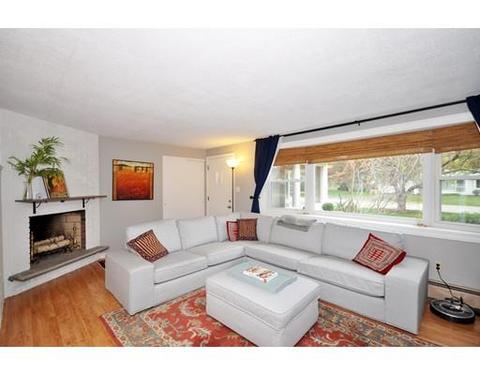 9 Durant Ave, Maynard, MA 01754 photo 4
