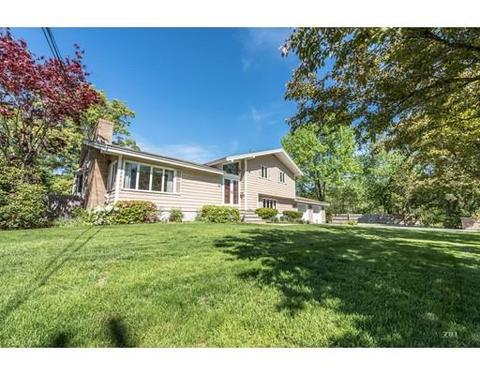 50 Collins Ave, Reading, MA 01867 photo 2